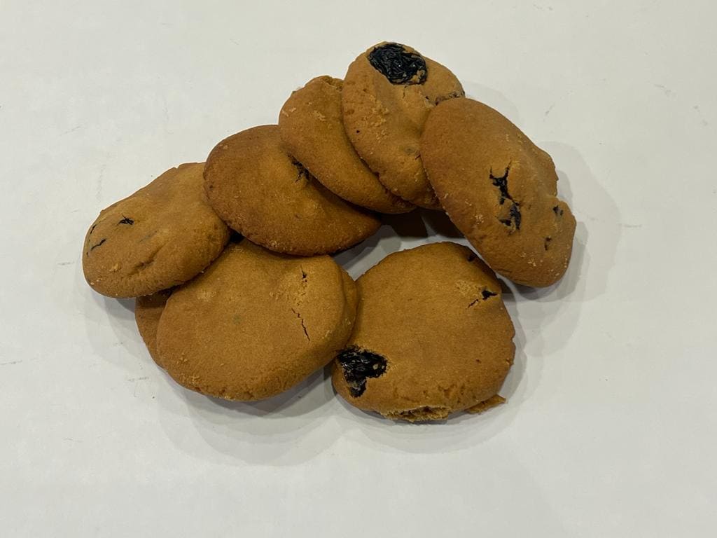  Carob Cranberry Molasses Cookies (crunchy)